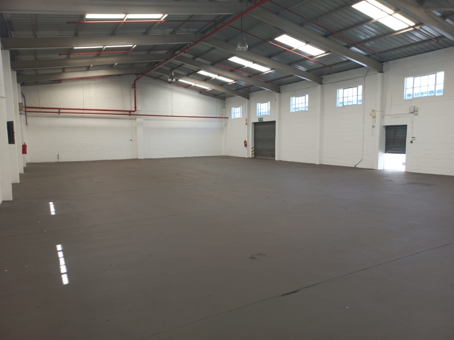 To Let commercial Property for Rent in Maitland Western Cape